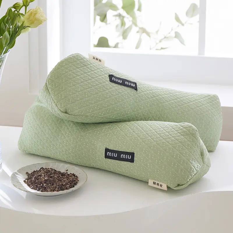 Natural Buckwheat Hull Cervical Pillow-Triangular Traction Stretching Neck Support Pillows Summer Cooling Ice Silk Face 40*15cm