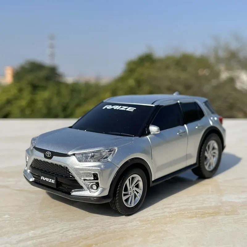 RAIZE 1/30 Scale Toyota SUV Plastic Car Model Toy Adult Fans Collectible Souvenir Gifts Collections