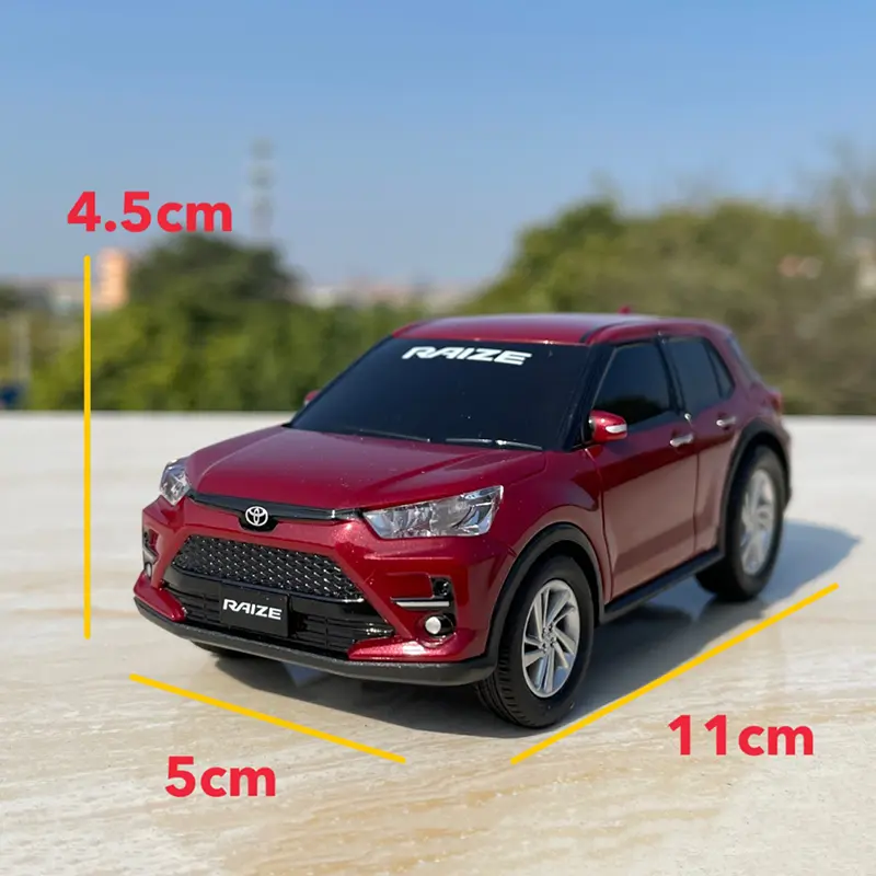RAIZE 1/30 Scale Toyota SUV Plastic Car Model Toy Adult Fans Collectible Souvenir Gifts Collections