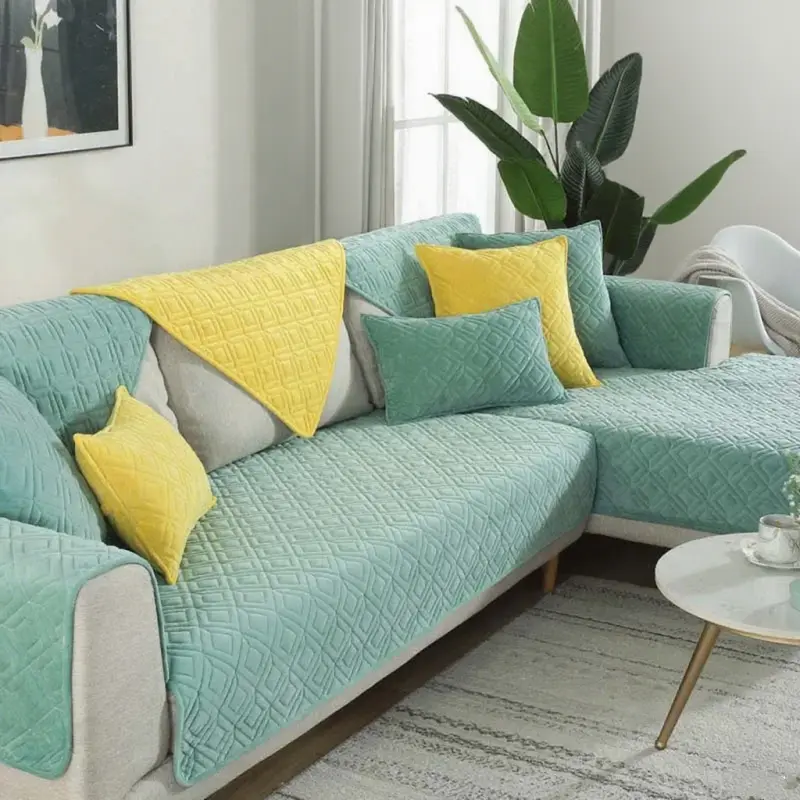 New Arrival Soft Short Plush Anti-slip Sectional Sofa Covers Solid Color Thick Crystal Velvet Quilted Sofa Towel for Living Room