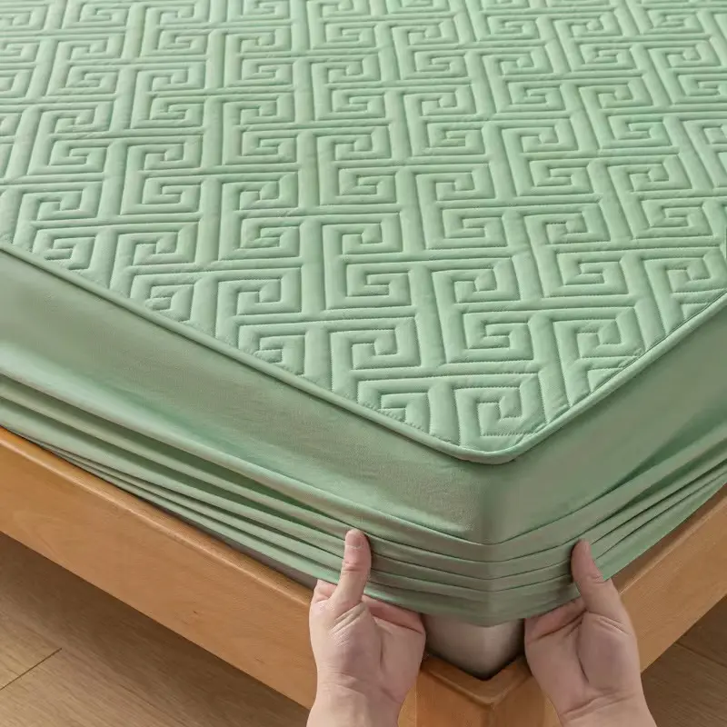 Waterproof Quilted Mattress Cover Raw Cotton Anti-bacterial Bed Pad Protector Cover Customized Bed Cover Not Included Pillowcase