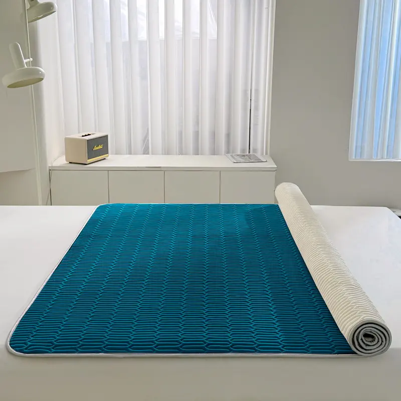 1pc Soft Latex Quilted Bed Sheet Summer Breathable Ice Silk Cool Bedsheet Solid Color Anti-slip Mattress Mat No Pillowcase