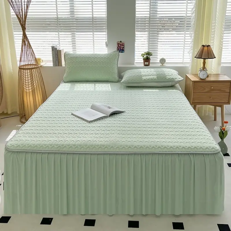 Summer multi-color optional anti slip latex cooling pad bed skirt set suitable for bedrooms and guest rooms washable bed skirt