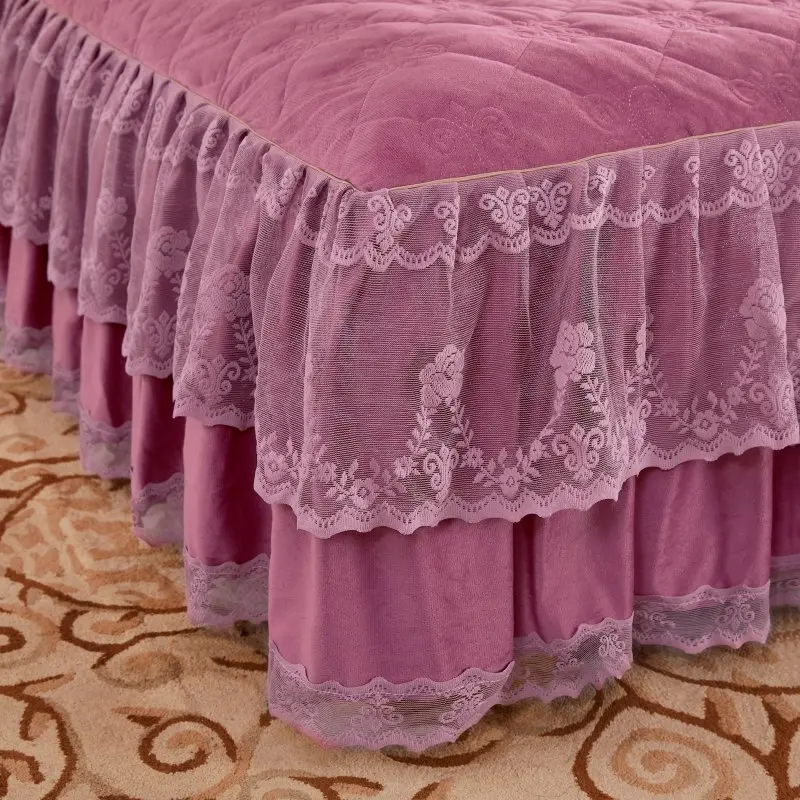 Luxury Thick Plush Quilted Bedspreads Solid Color Queen King Size Princess Crystal Velvet Lace Bed Skirt Not Included Pillowcase