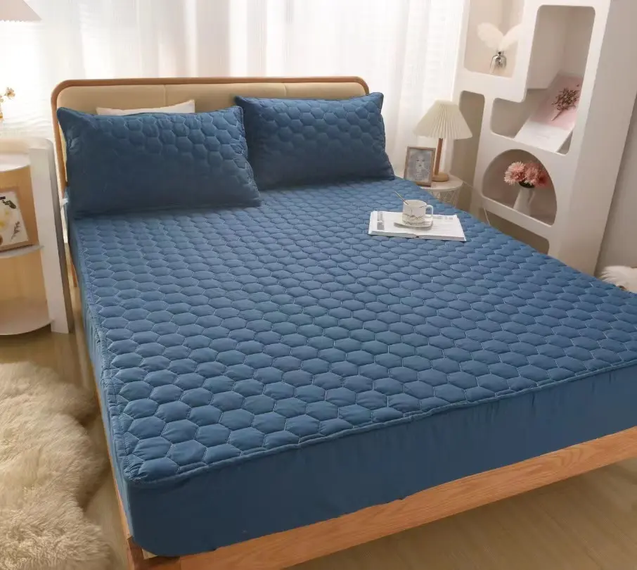 100% Cotton Fabric Thicken Quilted Mattress Cover Double Size Customize High-grade Bed Protector Cover Not Including Pillowcase