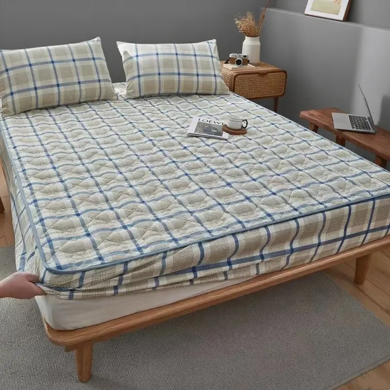 Soft Skin-friendly Quilted Mattress Cover Anti-mites Breathable Bed Fitted Sheet King Queen Bed Cover Not Included Pillowcase