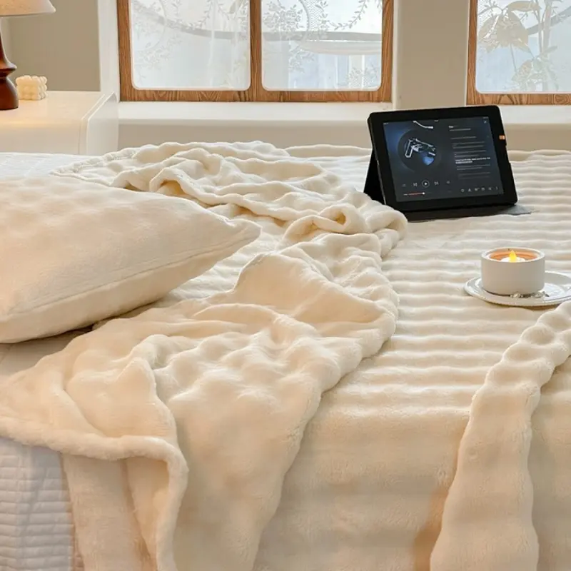 1pc Faux Rabbit Fur Blanket for Bed,Thick & Warm Bed Blankets ,Soft Cozy Fluffy Decorative Blankets for Bedroom