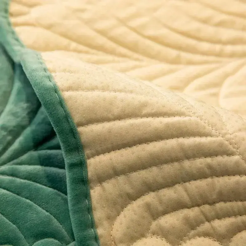 Nordic Soft Velvet Plush Quilted Sofa Towel Thicken Short Plush Sectional Sofa Cover Non-slip Couch Covers for Living Room