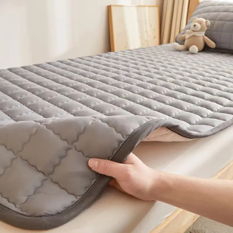 Waterproof Mattress Mat with Elastic Quilted Bed Sheet Soft Skin-friendly Bedsheet Mattress Protector Mat No Pillowcase