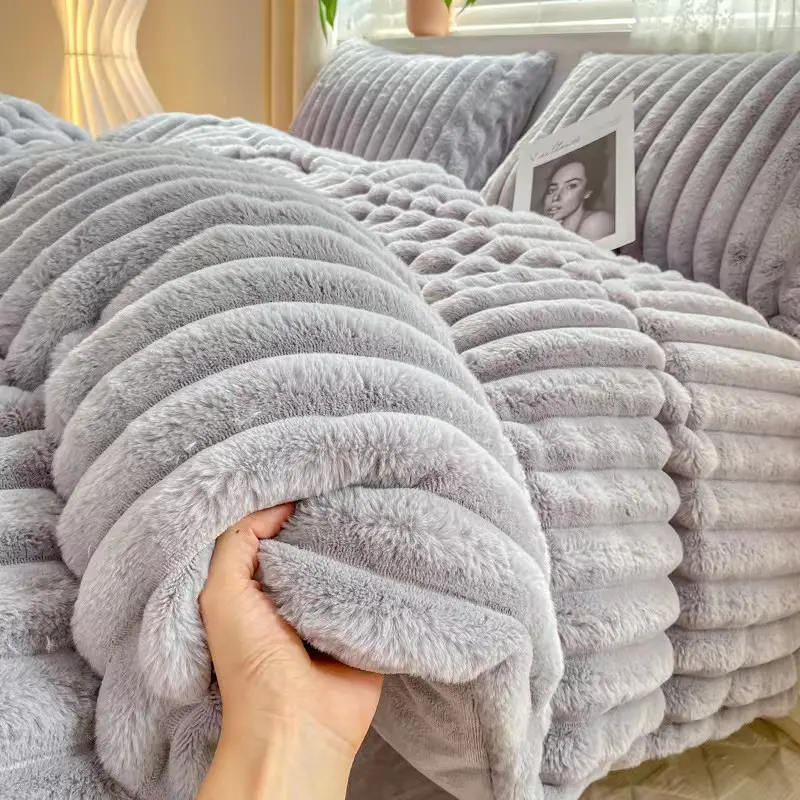 High Grade Rabbit Velvet 4pcs Bedding Set Winter Warm Luxury Soft Thick Plush Quilt Cover Coral Fleece Bed Sheet and Pillowcase