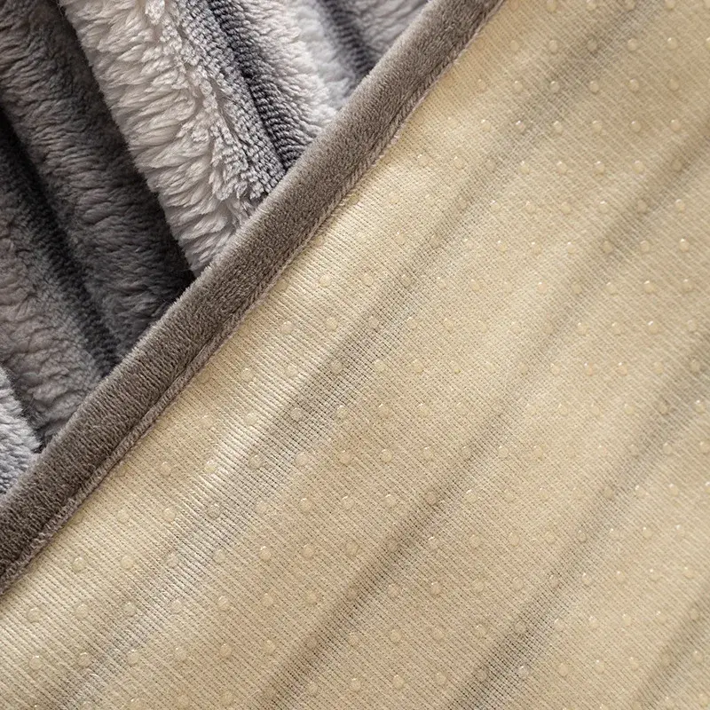 Luxury Winter Warm Flannel Sofa Towel Soft Velvet Sectional L-shaped Sofa Cover for Living Room Anti-slip Couch Cover