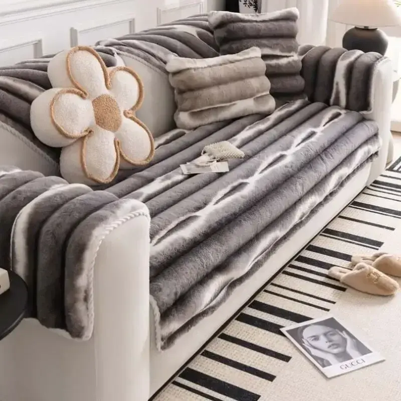 High Grade Printed Rabbit Plush Sofa Towel Warm Soft Thick Non-slip Anti-cat Scratch Sofa Cover Sectional L-shaped Couch Cover