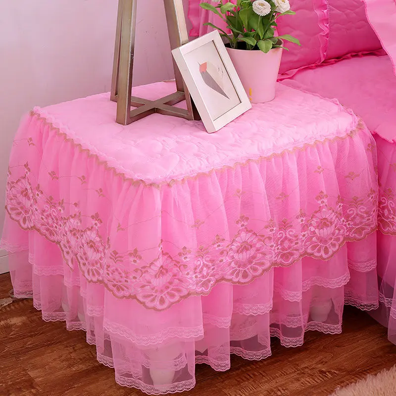 Romantic Lace Bedside Cabinet Table Cover Quilted Dust Cover Bedroom Bedside Table Skirt Cotton Padding Tablecloth