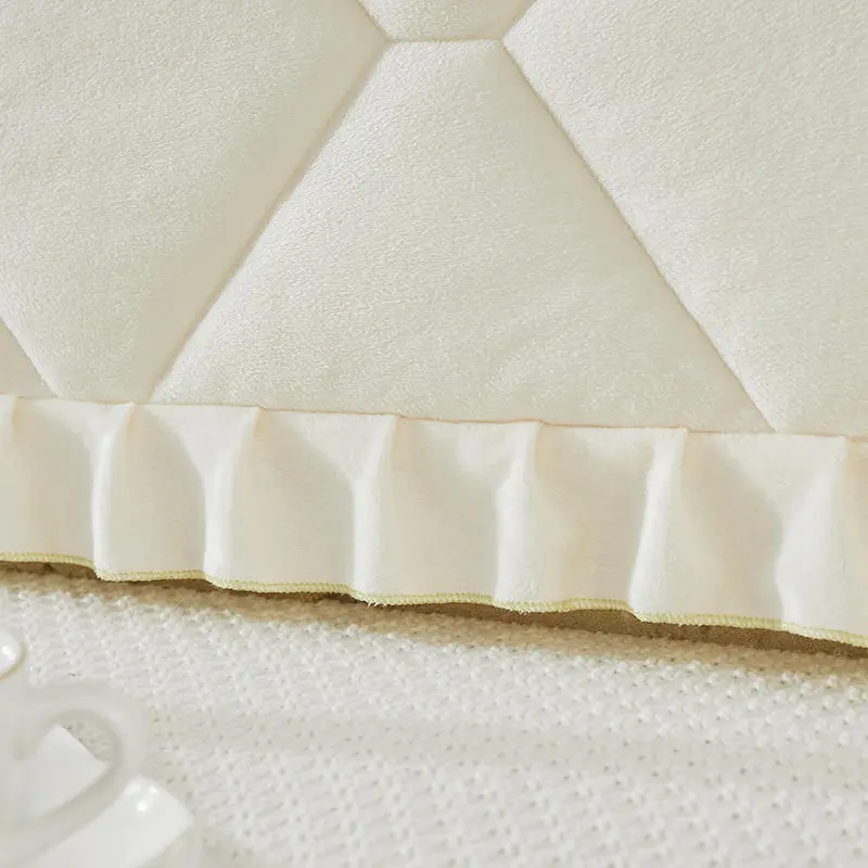 All-inclusive Thicken Velvet Headboard Cover Soft Coral Fleece Quilted Bed Head Cover Solid Color White Bed Back Protector Cover