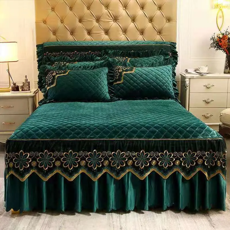 European Luxury Quilted Bed Skirt Winter Warm Thicken Velvet Bedspread King Good Hand Feeling Bed Skirt Not Included Pillowcase