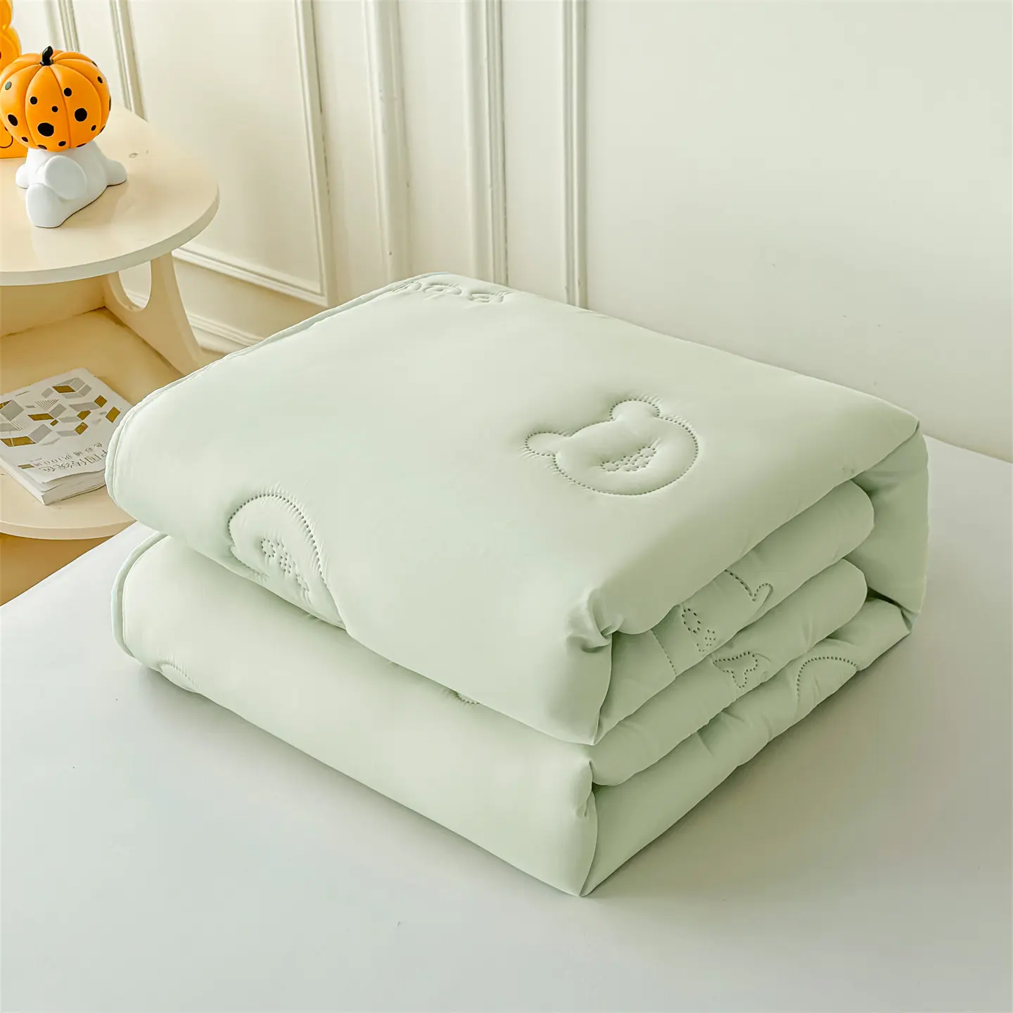 1 Pc Thick Embroidered Mattress Cover King Size Quilted Bed Sheet with Elastic Band All-inclusive Bed Cover Queen Size Bed Sheet