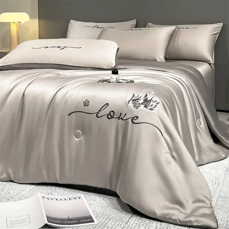 Grade A Washable Ice Silk Summer Quilt Set or 1 Pcs Quilt Skin-friendly Air Conditioning Embroidered Comforter Summer Blanket