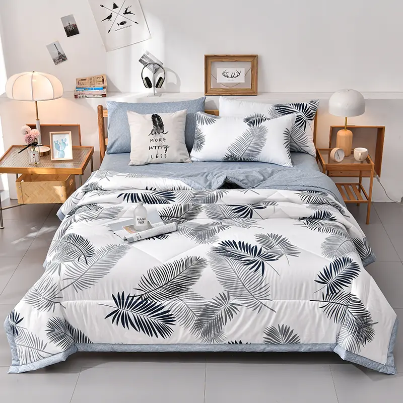 Soft Skin Friendly Summer Quilt Set or Single Quilts Lightweight Breathable Thin Comforter Sets Washable Single Double Blanket