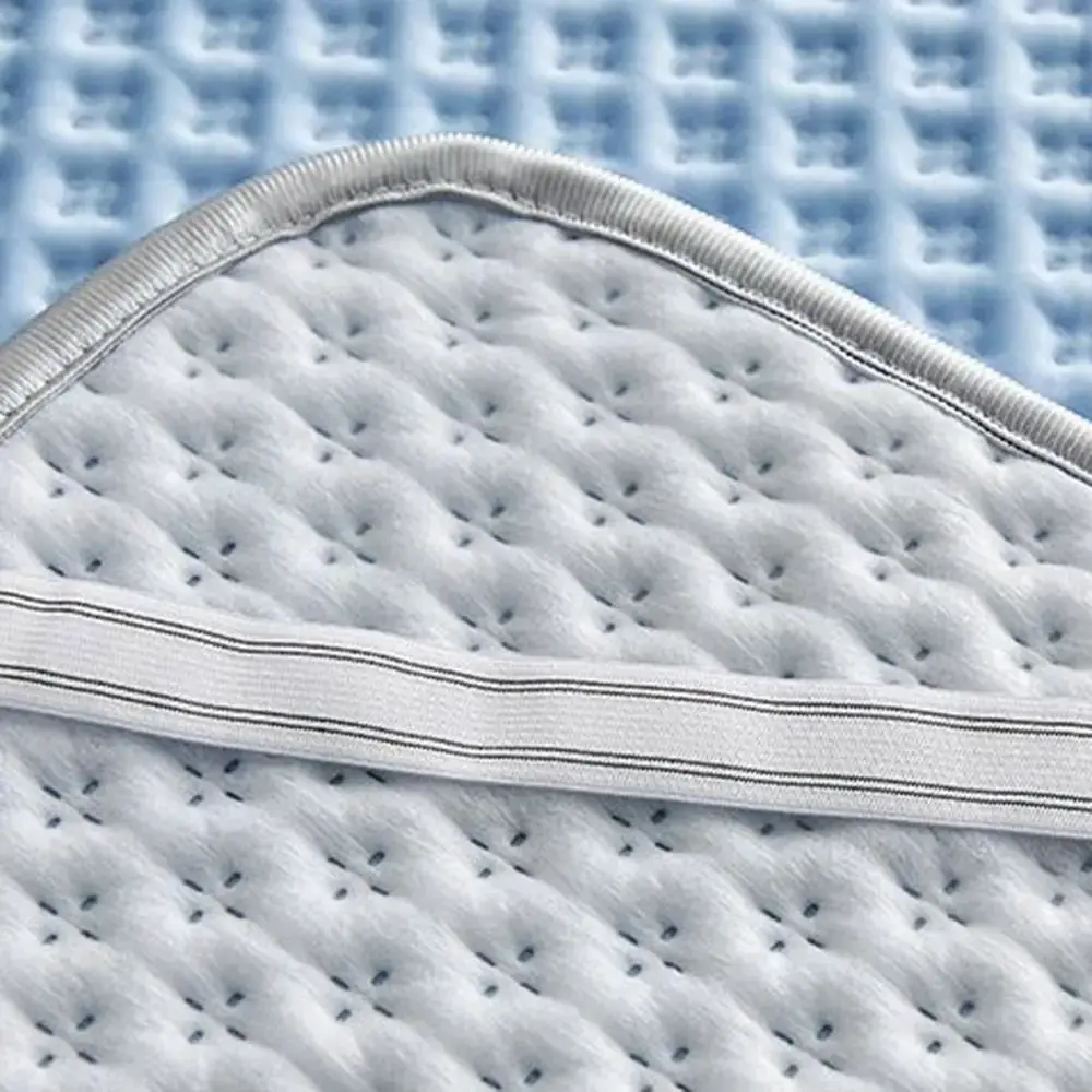 Breathable Cooling Mattress Comfortable Washable Ice Silk Bed Mat Pad Soft Skin-friendly Summer Sleeping Mat Household