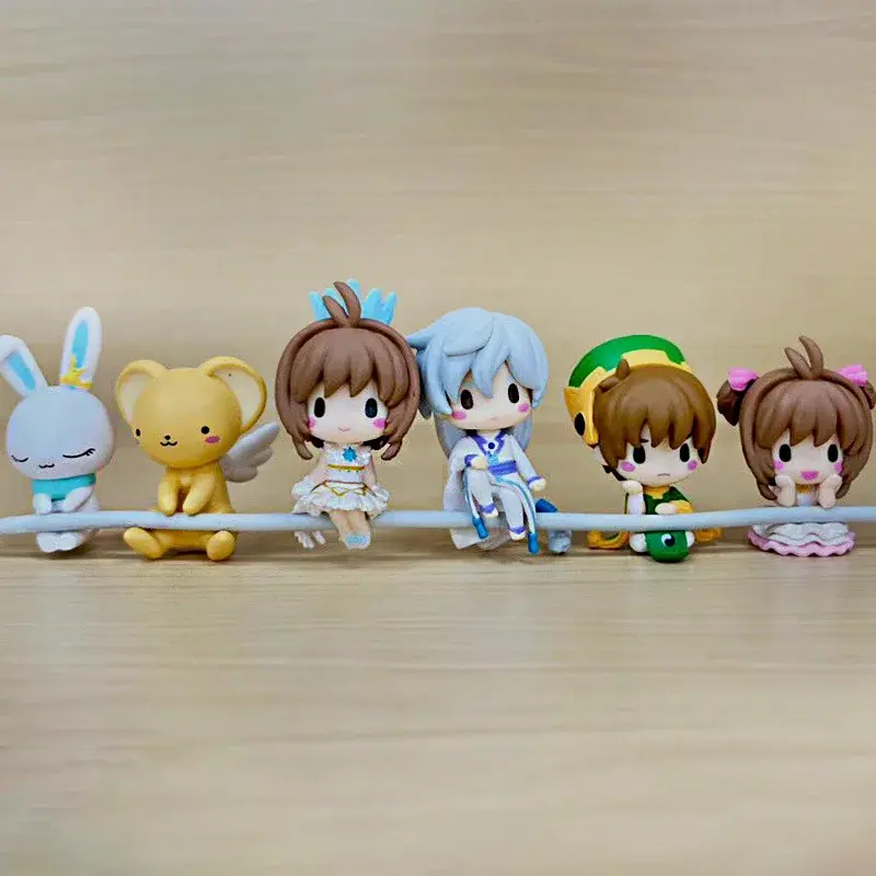 Cardcaptorse Sakuras Q Version of A Doll Hugging A Dataes Cablese LI SYAORAN KERUBEROSU Cartoon Model Capsule Toy