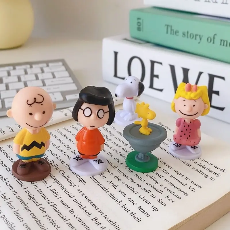 New SnoPy Woodstock Charlie Brown Sallybrowen cute creative anime Zhou doll side decoration gift simple card decoration hand