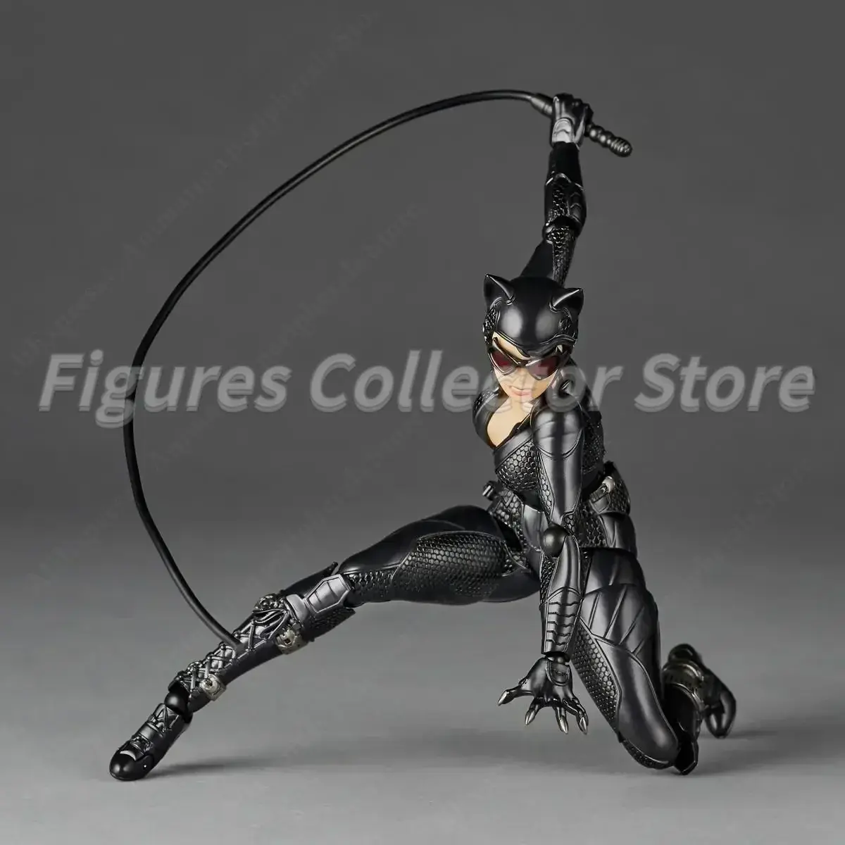 in stock KO Kaiyodo Revoltech Yamaguchi Catwoman KO Figuras Action Figure Collectible Toy Gift