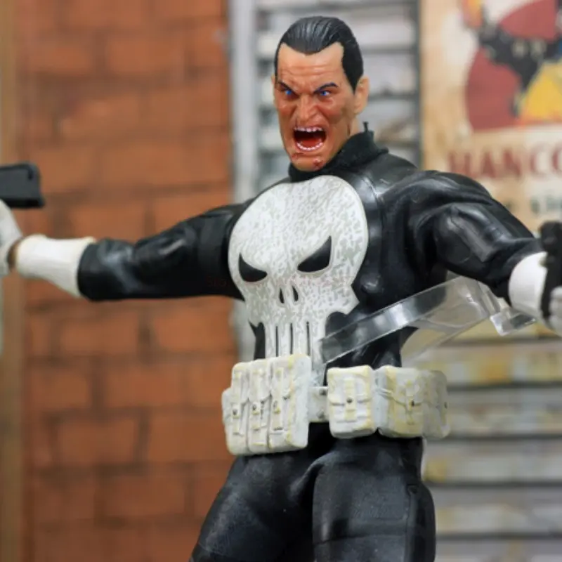 Marvel 1/12 Mezco Ant Punisher Sdcc Cloth Movable 6-inch Figure Doll Hand-made Model White Penalty Uncle Skull Carving Toys