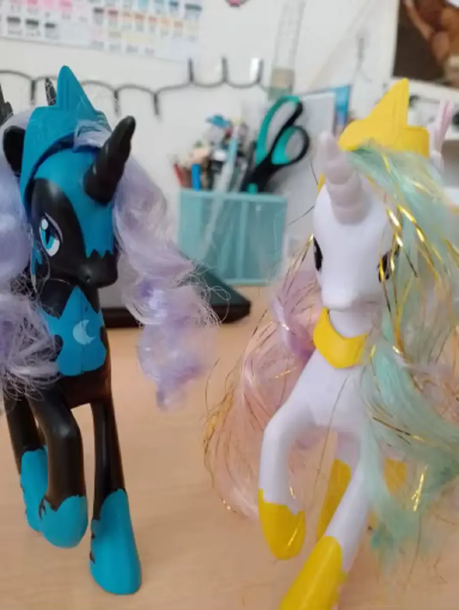 14cm Rainbow Poney Cartoon Unicorn Model Ornaments Toys Anime Figure Doll Mini Horses Decoration For Girls Birthday Gifts