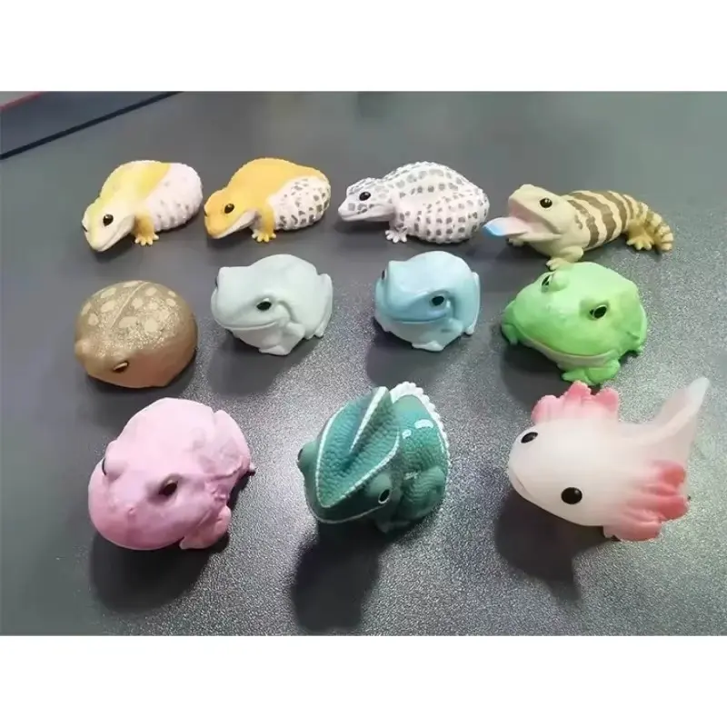 In Stock BANDAI Original CANDY TOY Chameleon Leopard Gecko Lizard Tree Frog Reptile Handheld Toy Anime Figure Toy Gift for Kids