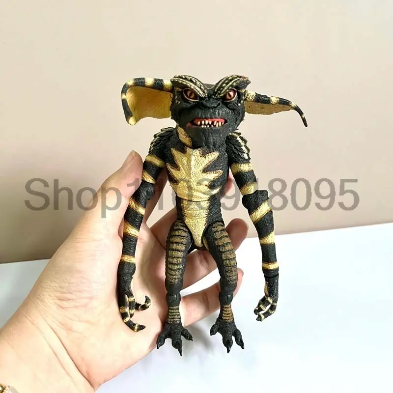 NECA Figure Action Figure Movie Gremlins Christmas Edition Gremlins Figures Model Toys Joint Movable Doll Collection Decor