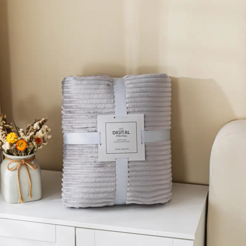 Single Person Small Blanket Solid Color Coral Velvet Air-Conditioned Plush Comfortable and Warm Solid Color Blanket Home Textile