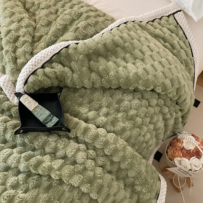 A-class High Weight Gold Turtle Velvet Blanket, Thickened Double-sided Milk Velvet Blanket, Beibei Velvet Cover Blanket