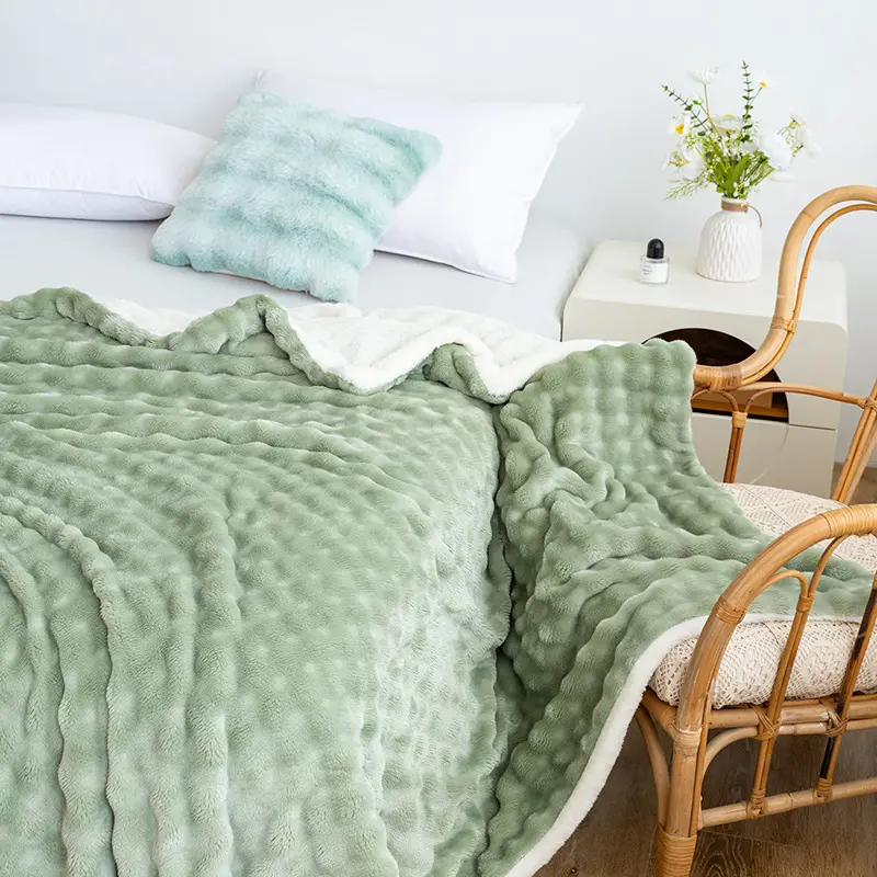 Solid Color Flannel Blanket Double-layer Thickened Bedding Blanket Sofa Office Throw Blanket Winter Warm Blanket Bedspread