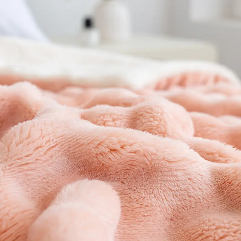 Solid Color Flannel Blanket Double-layer Thickened Bedding Blanket Sofa Office Throw Blanket Winter Warm Blanket Bedspread