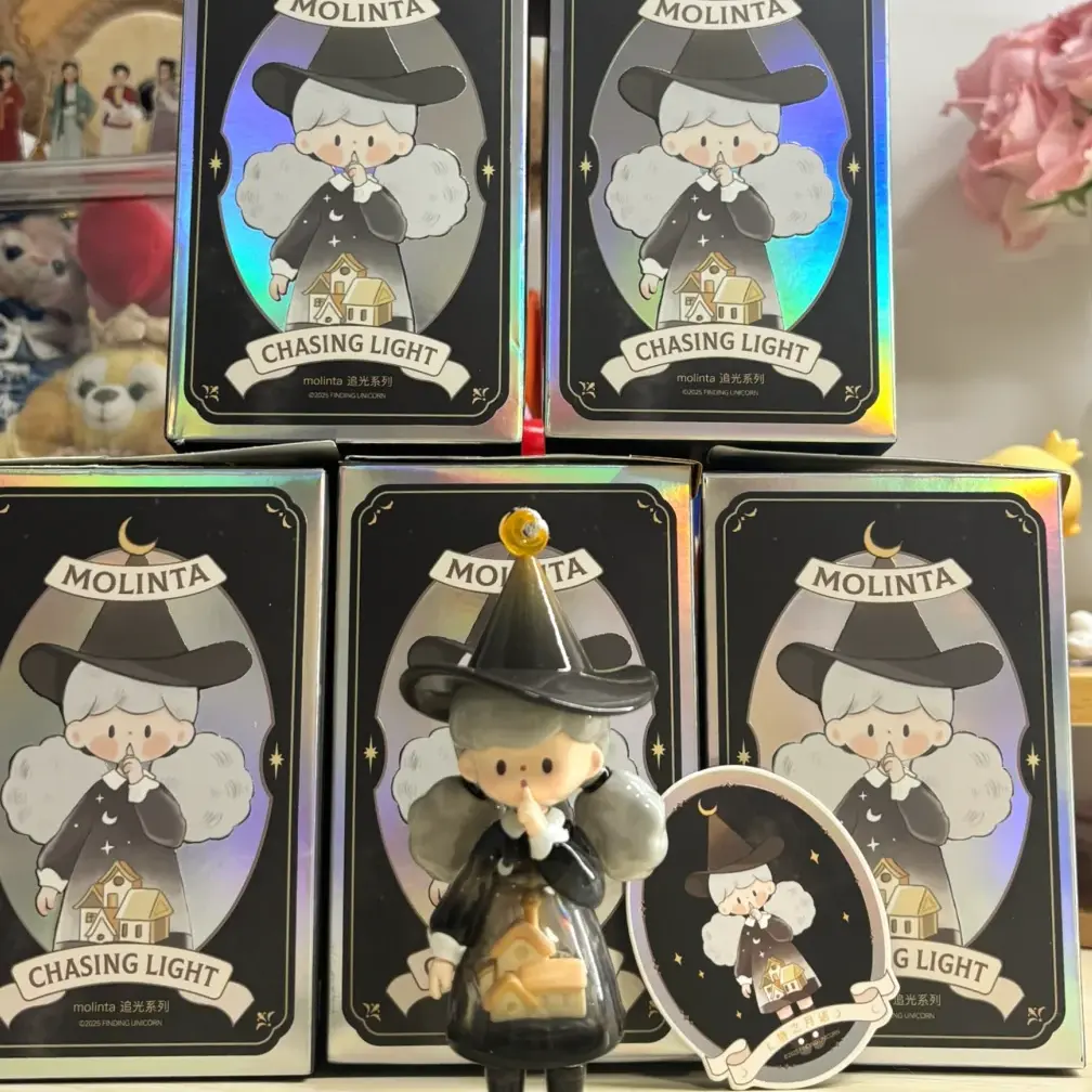 Original Molinta Chasing Light Series Blind Box Anime Figure Molinta Collection Desktop Decoration Model Toy Birthday Gifts