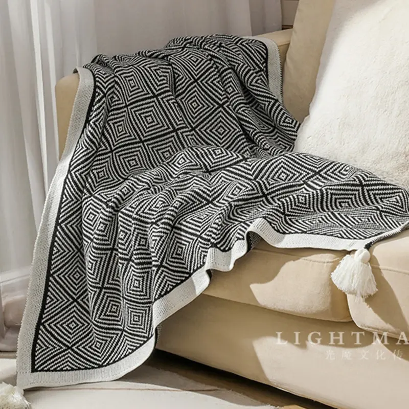 Nordic Black And White Striped Knitted Blanket Ins Blanket Shawl Simple Sofa Cover Towel Lunch Break Air Conditioning Blanket