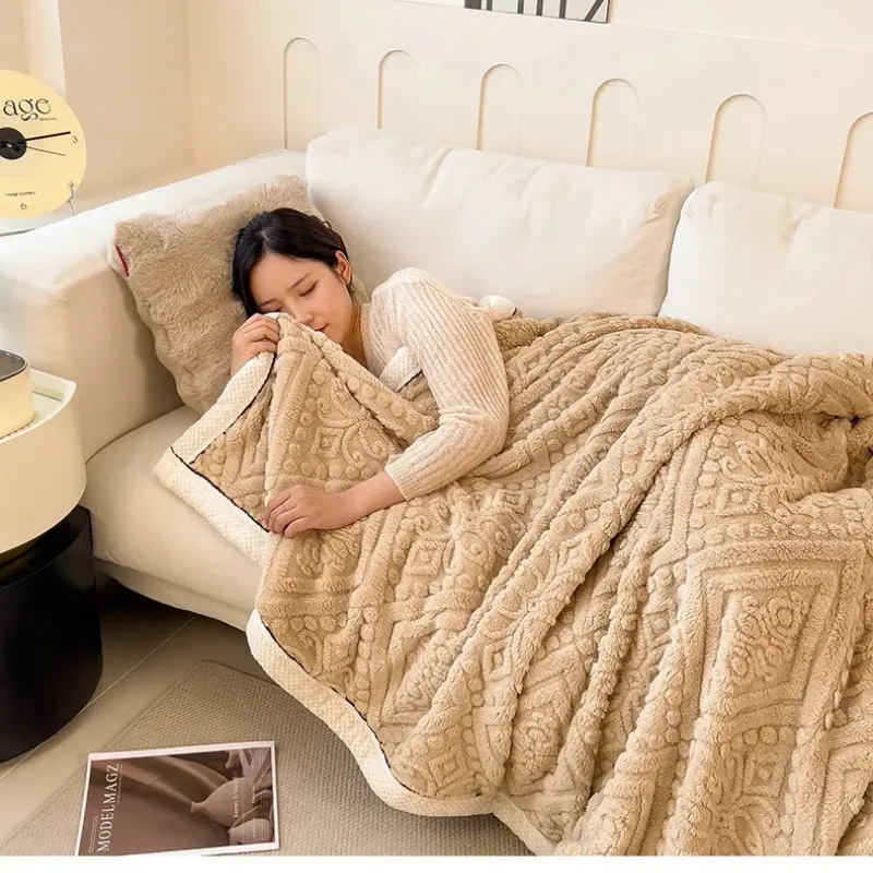 Carved Velvet Blanket, Thick Blanket, Sofa Nap, Air Conditioning Blanket, Office Single Blanket, Soft and Dirt Resistant