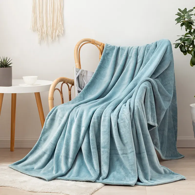 Solid Color Flannel Office Practical Shawl Blanket Chinese New Year Gift Coral Velvet Summer Comfortable Air Conditioning Quilt