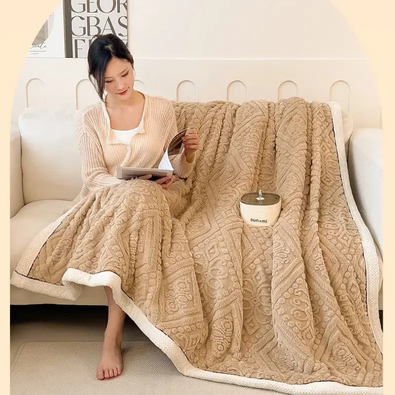 Carved Velvet Blanket, Thick Blanket, Sofa Nap, Air Conditioning Blanket, Office Single Blanket, Soft and Dirt Resistant