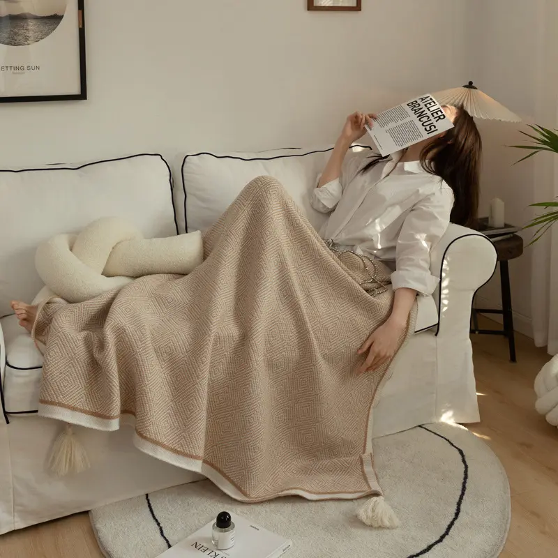 Blanket Black White Geometry Knitting Sofa Office Nap Light Luxury Senior Northern Europe Home Textile Simple Vintage