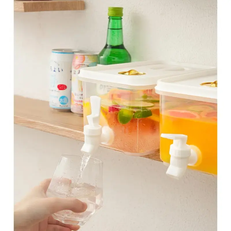 Cold Water Jug Large Capacity Cold Kettle with Faucet Beverage Dispenser Refrigerator Water Container For Summer Party