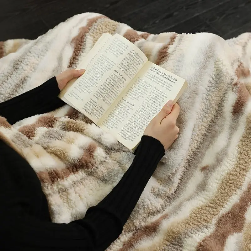 Tall Fashionable Luxurious Ink Printed Blanket Double-layer Office Air Conditioning Blanket Sofa Bed Spring and Summer Blanket