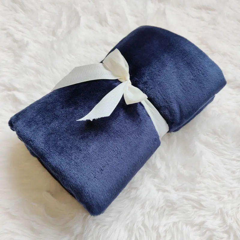 70x100cm Flannel Throw Blanket Solid Color Comfortable Knee Blanket Car Sofa Bed Plush Thick Swaddle Blanket Sleeping Blanket