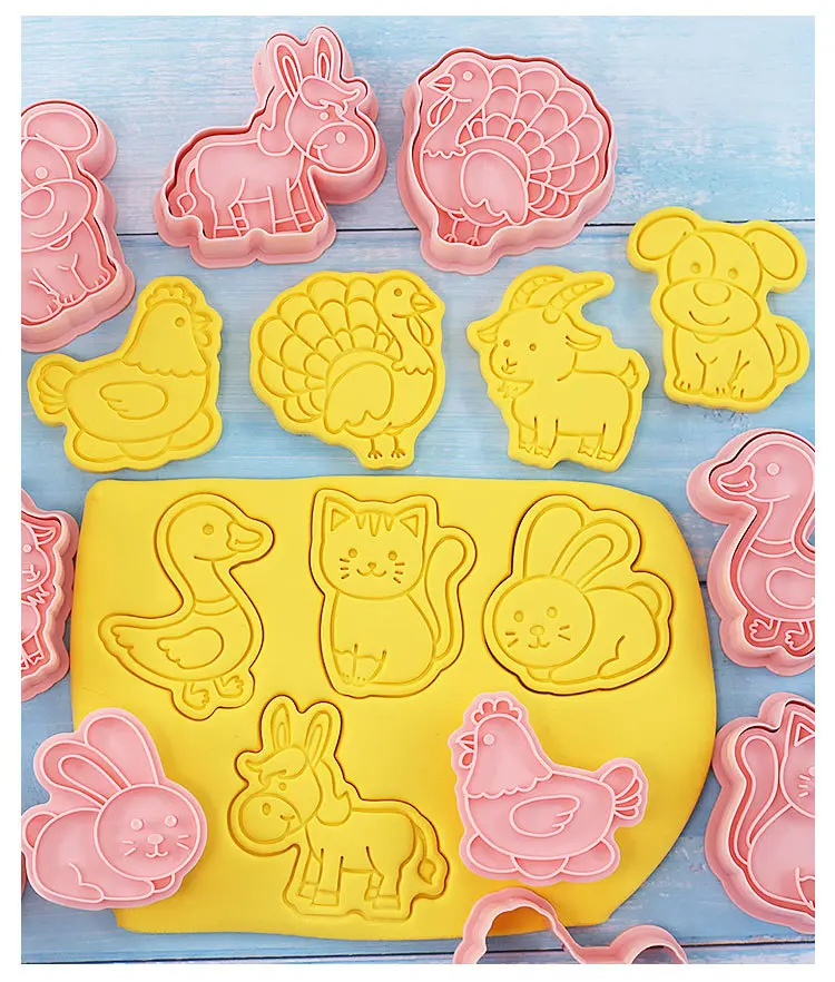 8Pcs Farm Animal Biscuit Mold Cartoon Cat, Dog, Chicken and Duck Cookie Home DIY Baking Accessories