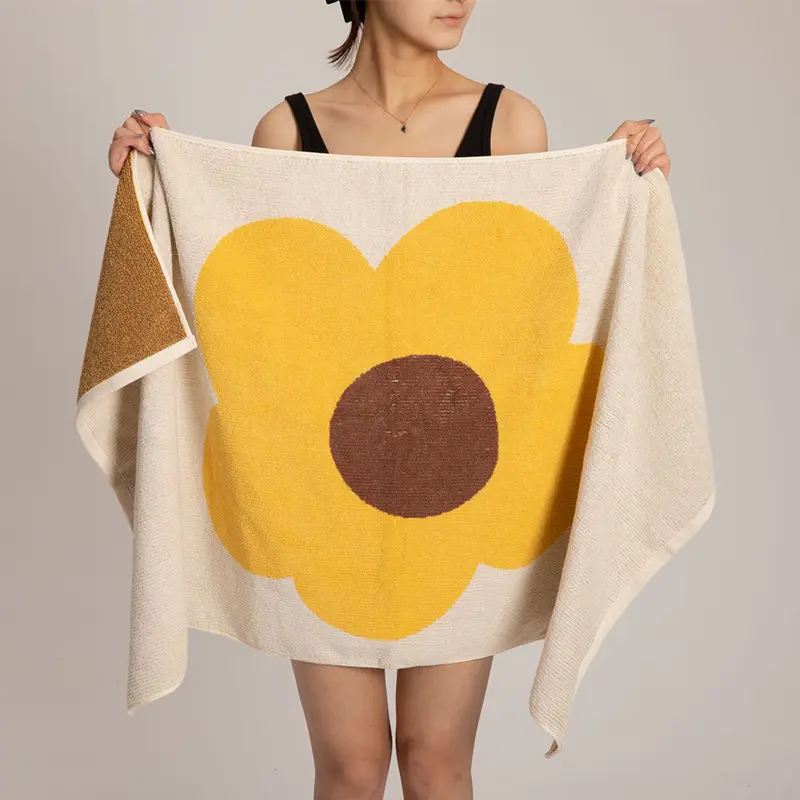 4pcs Bath Towel Sets Three-color Sunflower Cotton Beach Towel Household Multipurpose Blanket Towel Swimming Towel Bathrobe Gift
