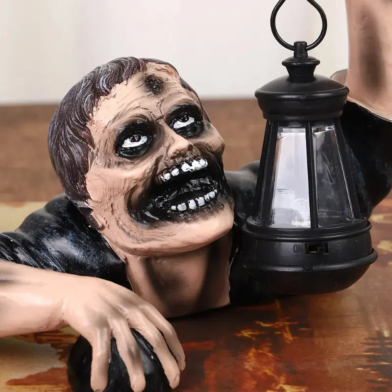 Halloween Zombie Crawling Horror Decor Scary Led Lights Zombie Holding Lantern Outdoor Figurine Light Terrifying Ornament