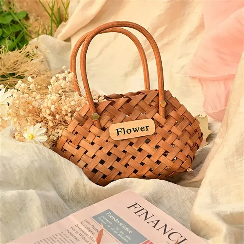 Hand-woven Rattan Flower Basket Household Flower Storage Basket Holiday Decorations Modern Handicrafts