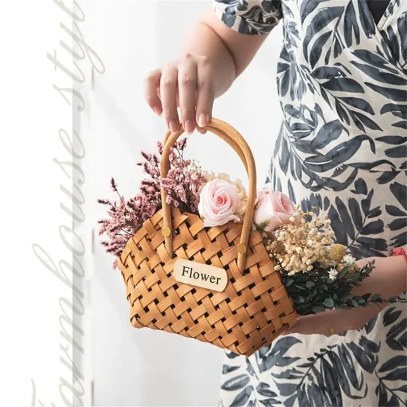 Hand-woven Rattan Flower Basket Household Flower Storage Basket Holiday Decorations Modern Handicrafts