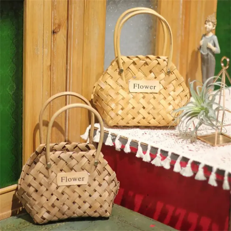 Hand-woven Rattan Flower Basket Household Flower Storage Basket Holiday Decorations Modern Handicrafts