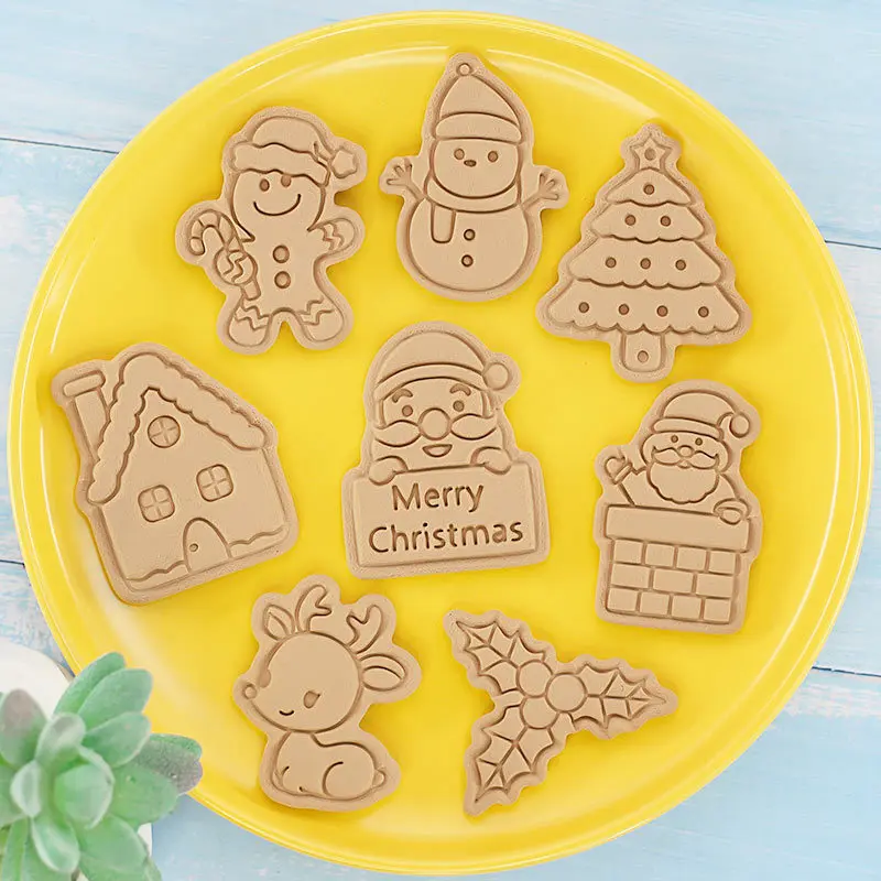 8Pcs/Set Cookie Cutters Plastic Christmas 3D Pressable Biscuit Mold Cookie Stamp Kitchen Baking Pastry Sugarcraft